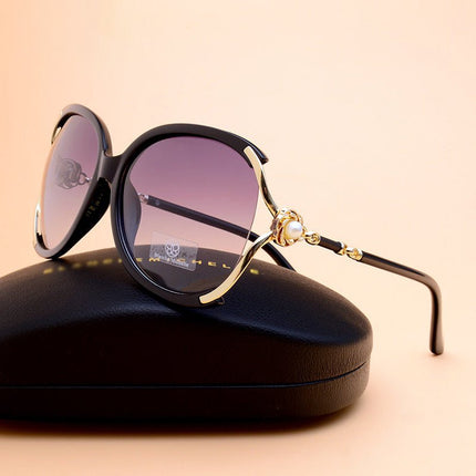Óculos de Sol Feminino Degradê Polaroid Lokyne - club das compras